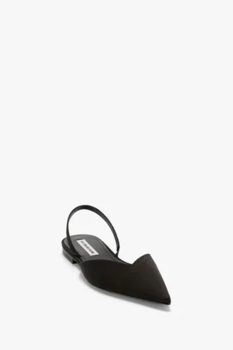 sapatilha the victoria angle halter back em cetim preto 2 330x495 - Sapatilha The Victoria Angle Halter Back em cetim preto